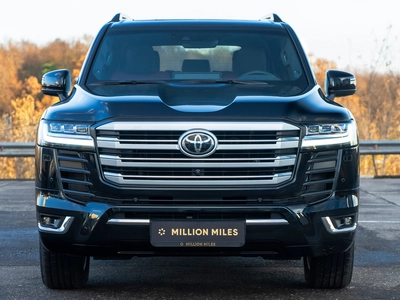 Toyota Land Cruiser, 300 Series - 2