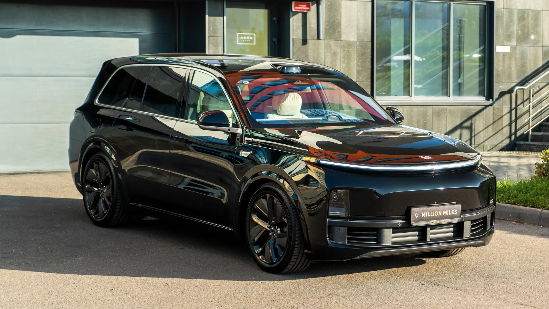 Li Auto (Lixiang) L9 - Просмотр 1