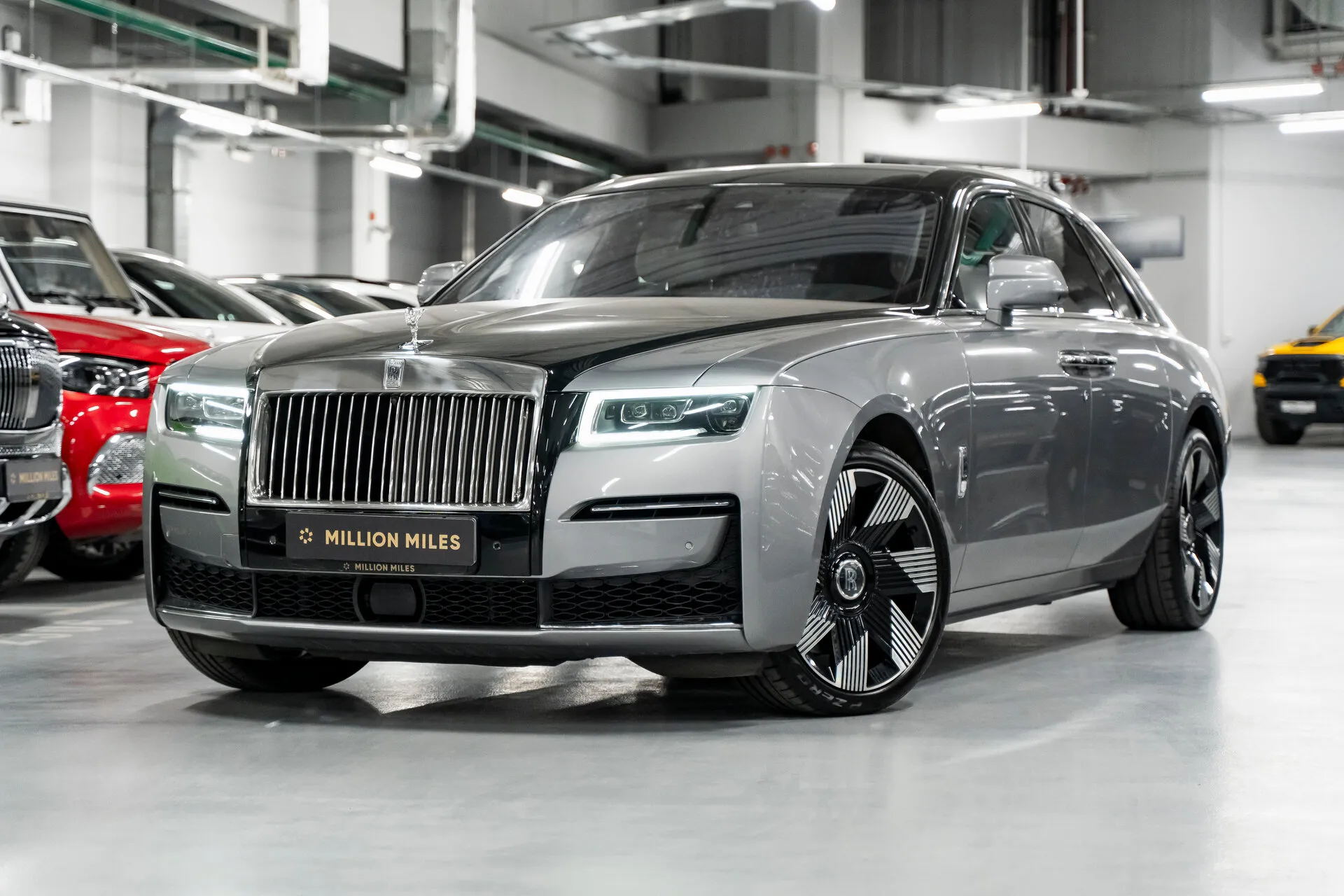 Rolls-Royce Ghost - Просмотр 1