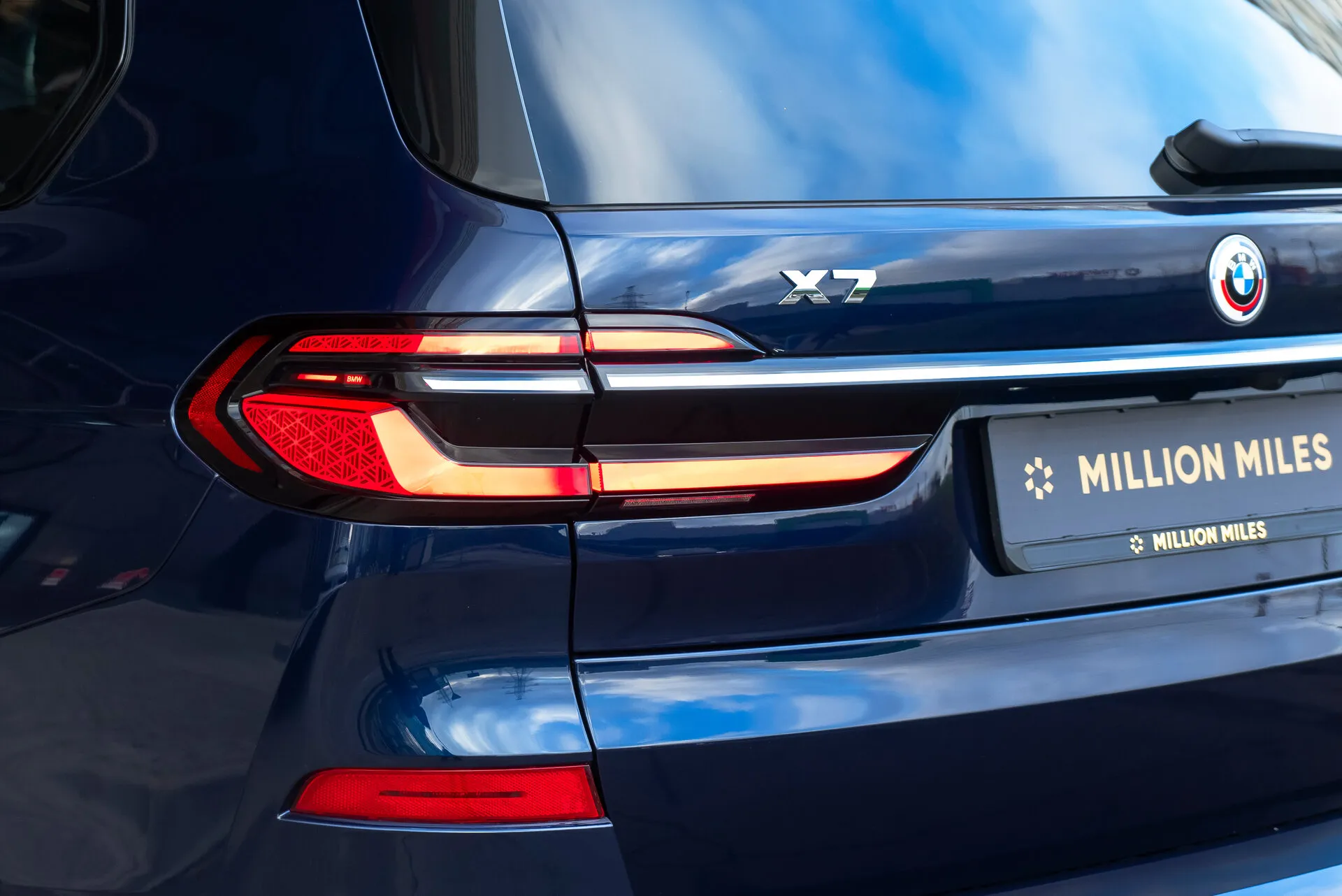 BMW X7 M60I — 8