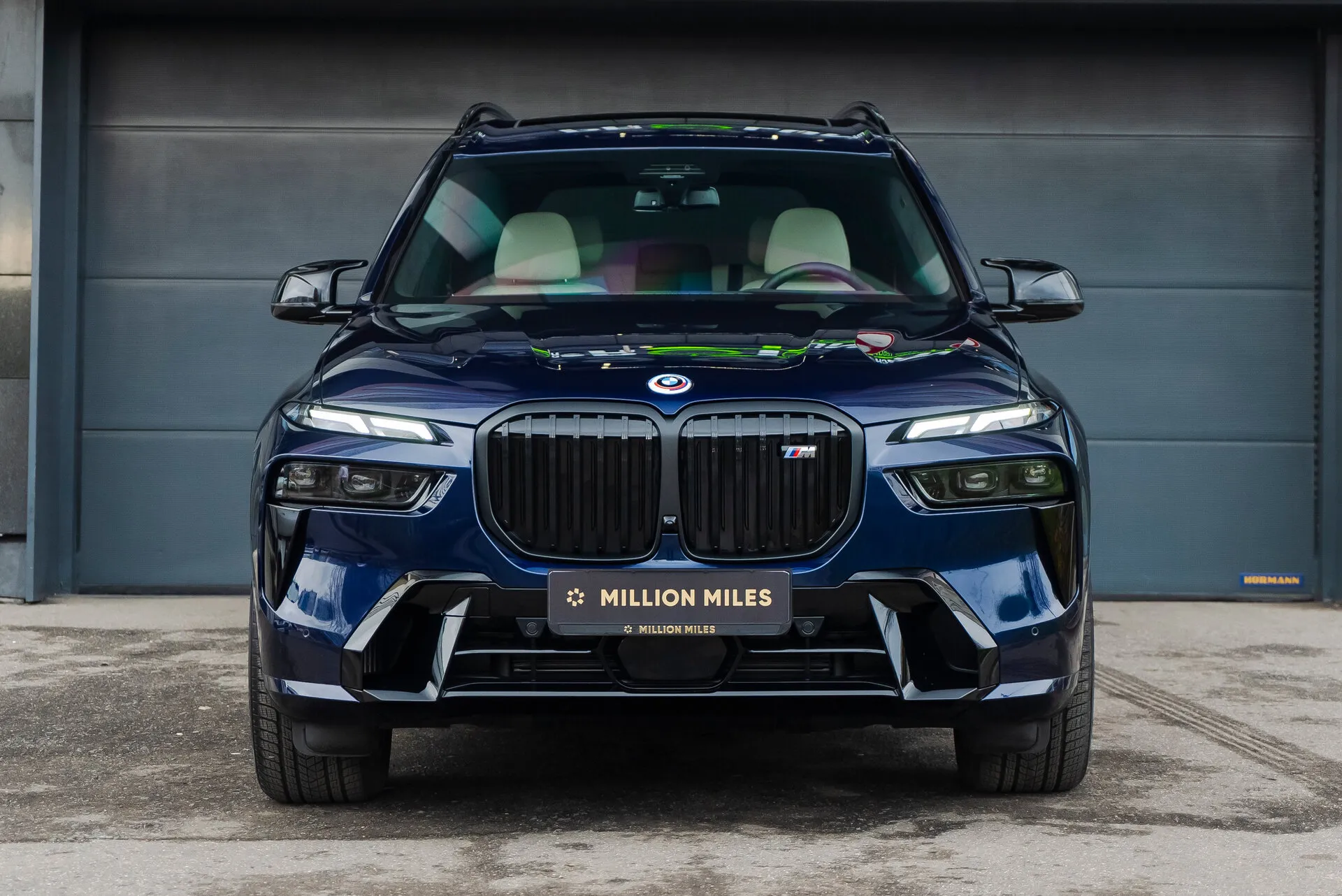 BMW X7 M60I — 2