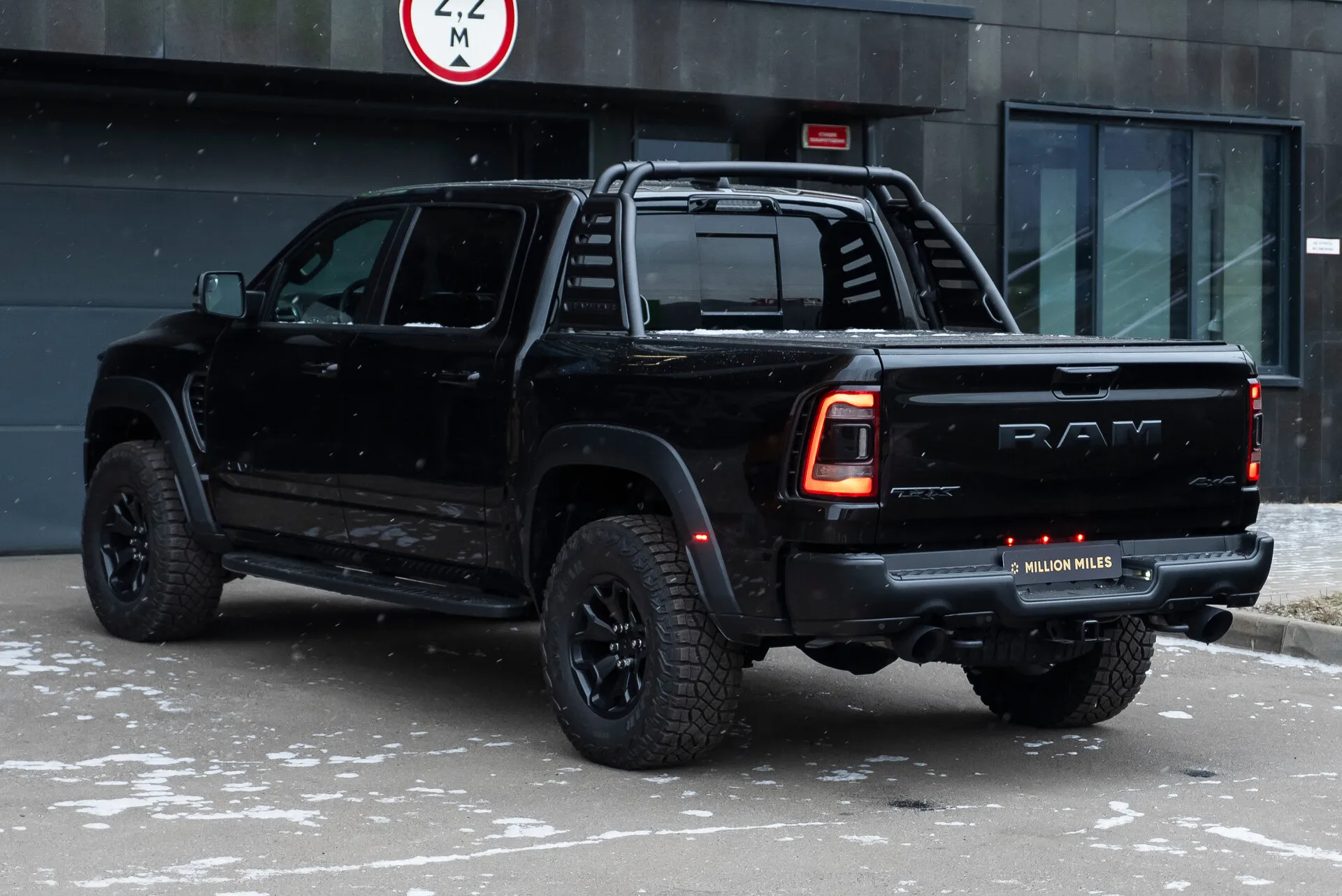 Ram 1500 — 4