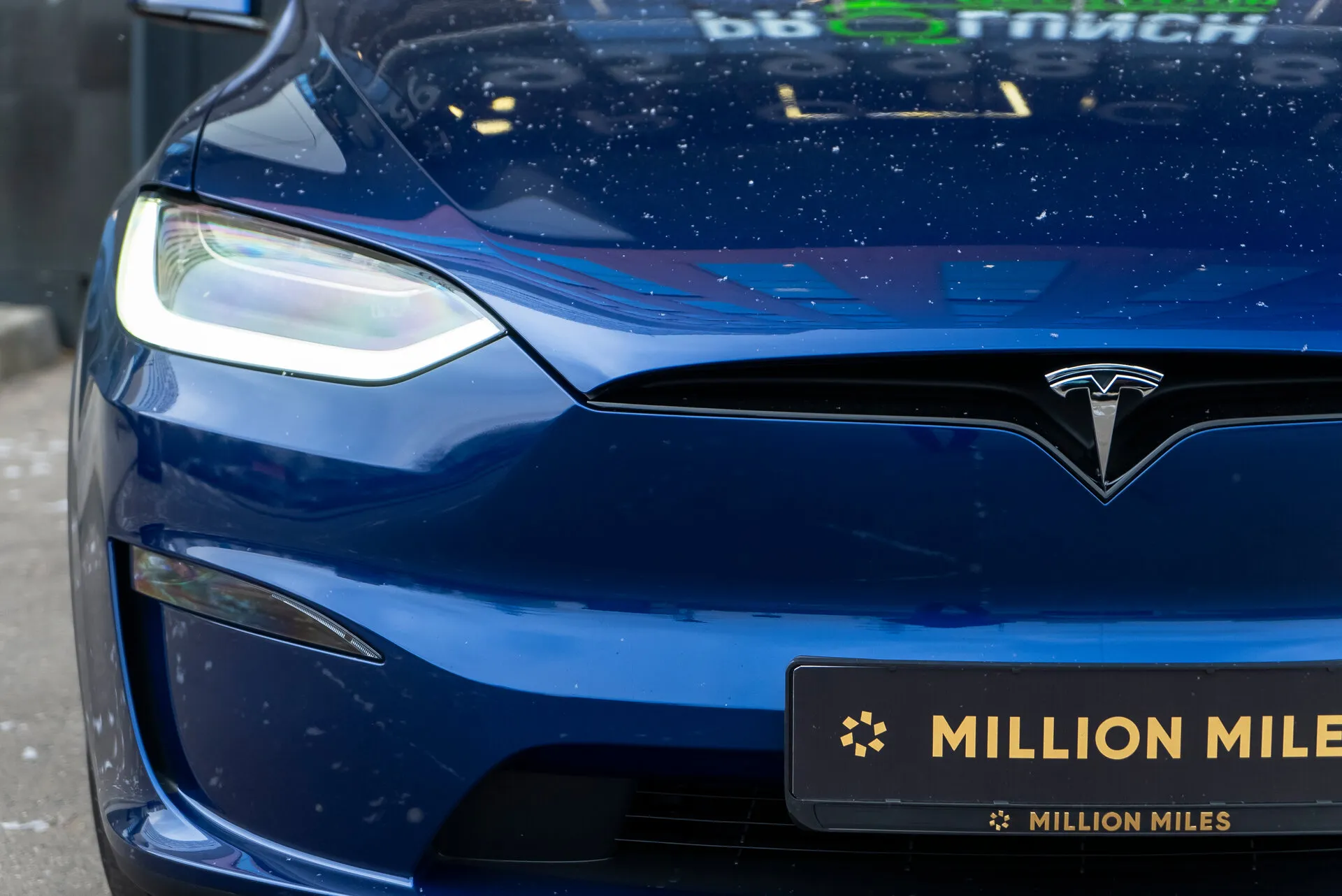 Tesla Model X — 8