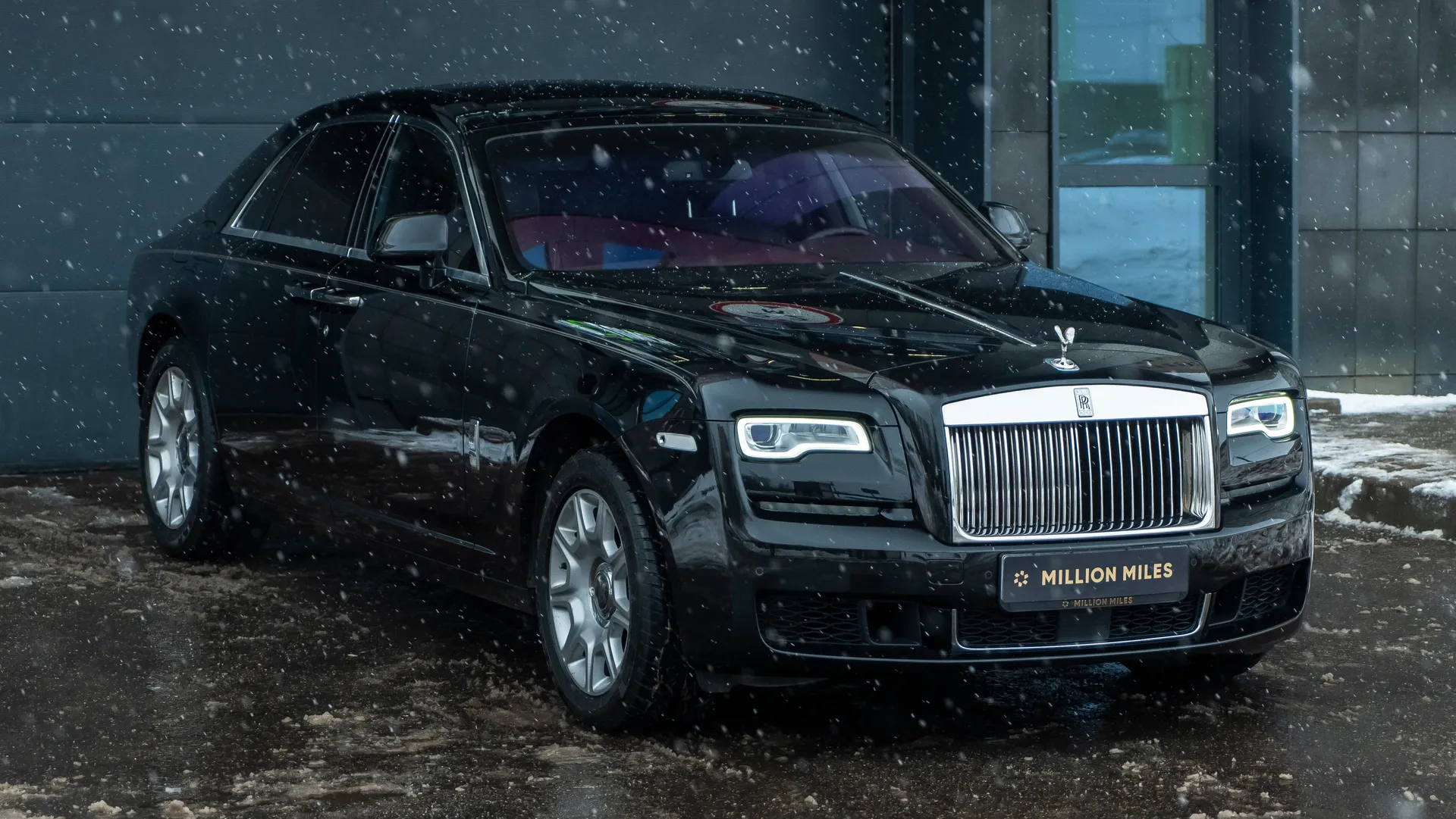 Rolls-Royce Ghost - Просмотр 1