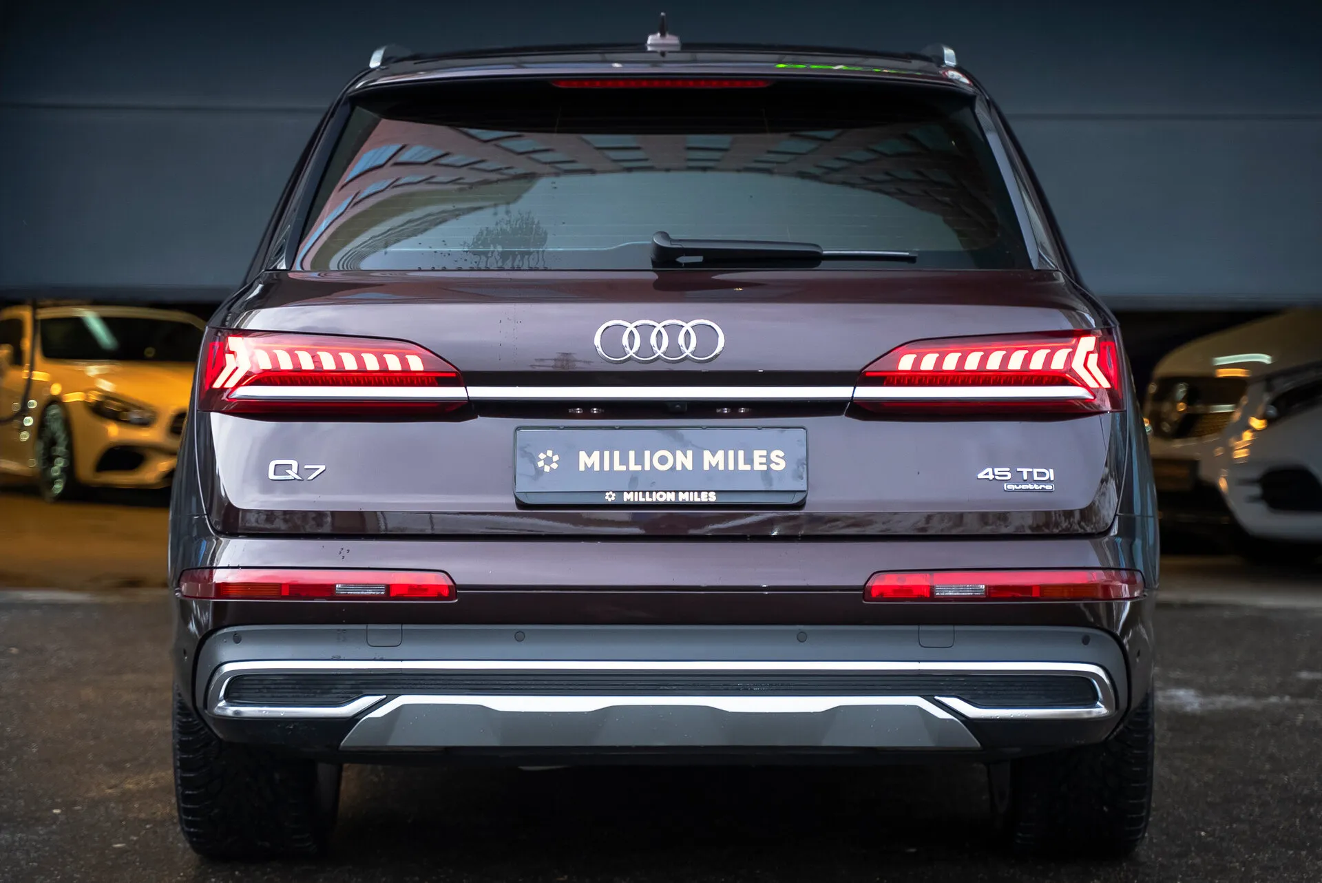 Audi Q7 — 7