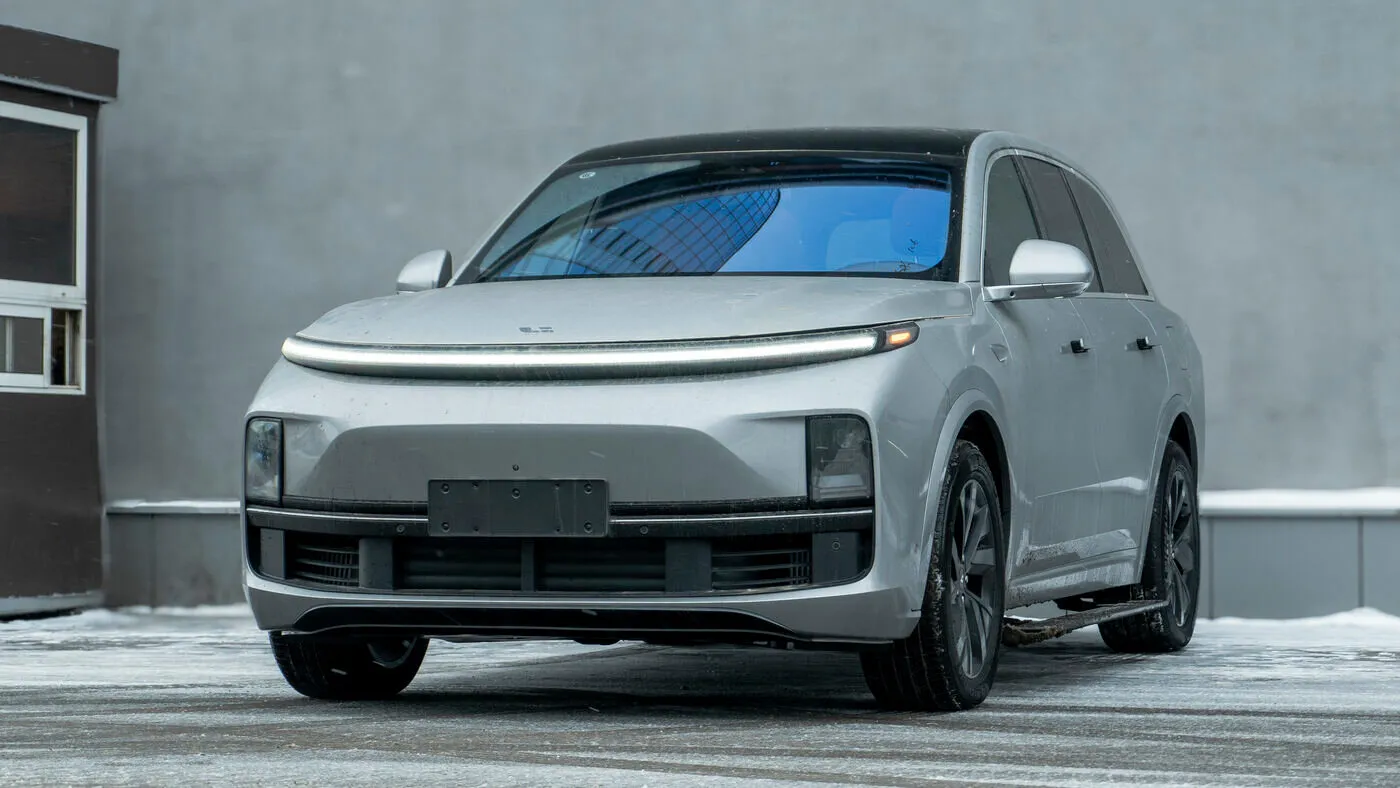 Li Auto (Lixiang) L8 — 3