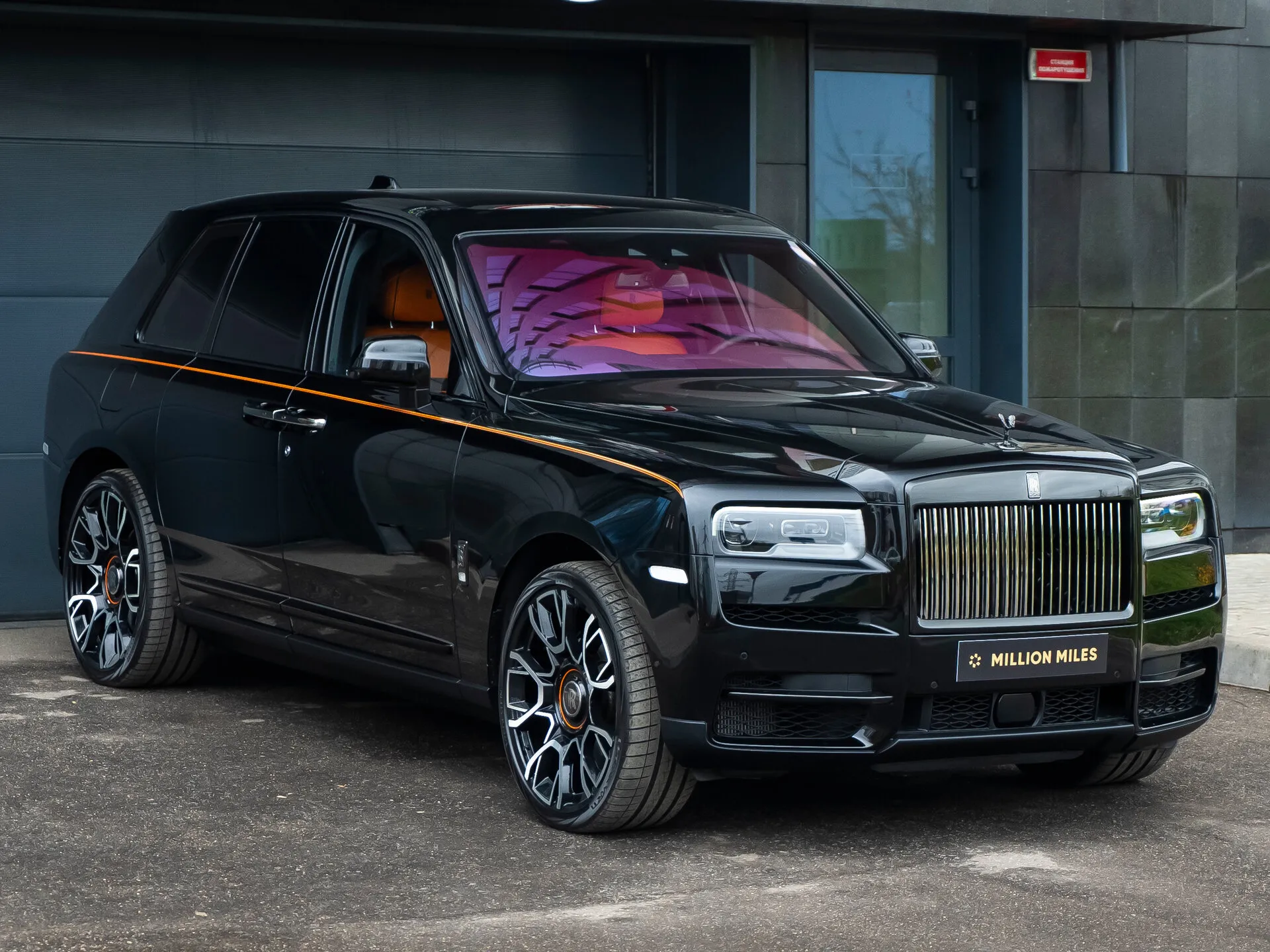 Rolls-Royce Cullinan - Просмотр 1