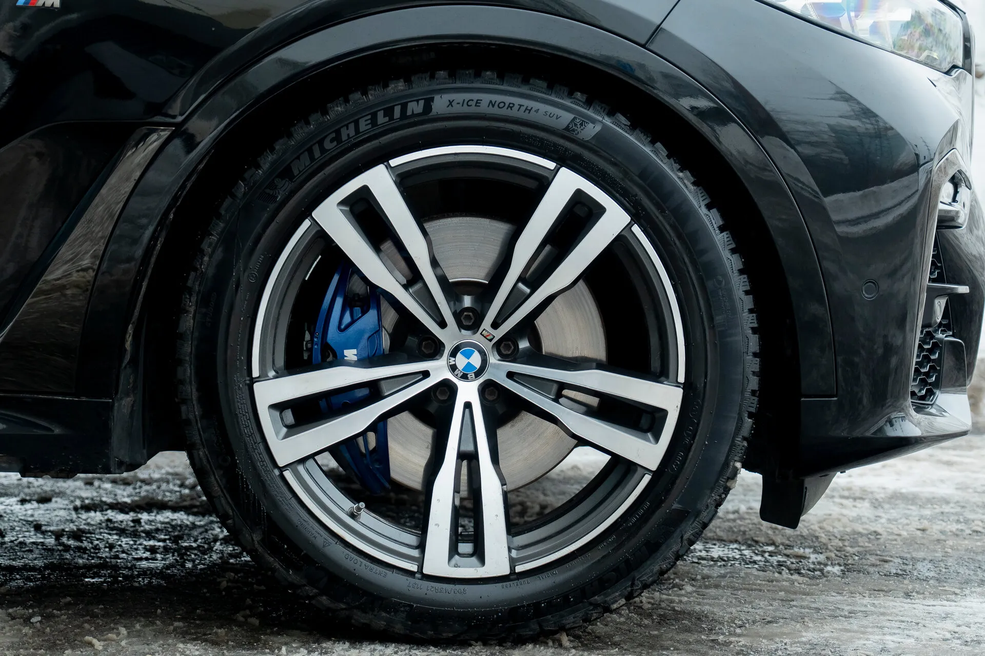 BMW X7 M50I — 4