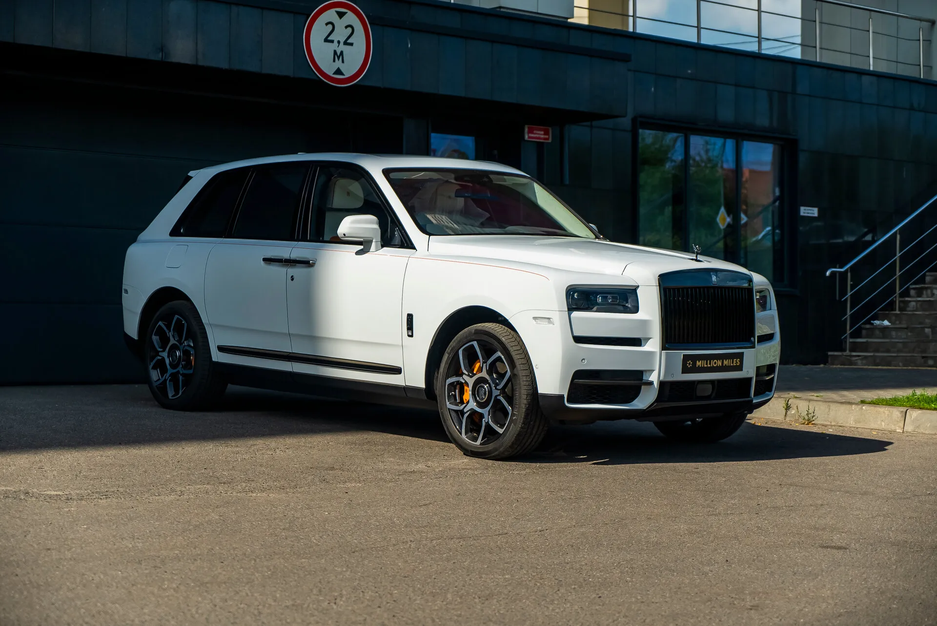 Rolls-Royce Cullinan - Просмотр 1
