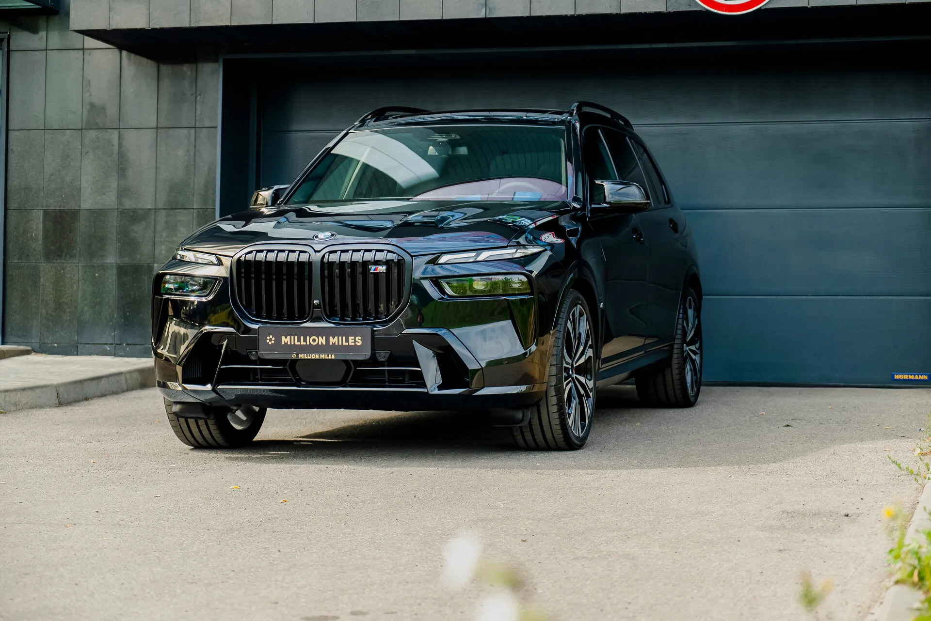 BMW X7 M60I — 3