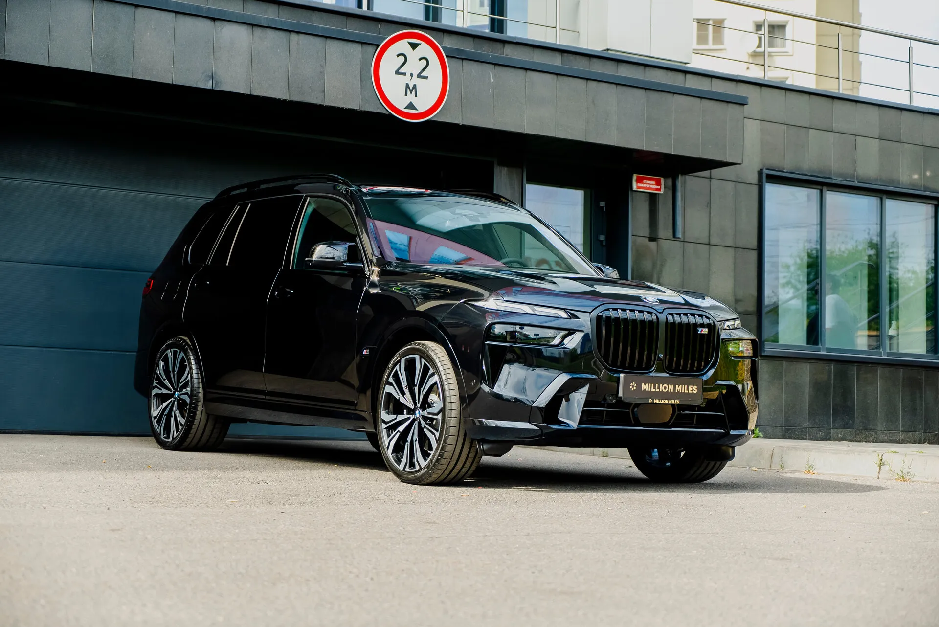 BMW X7 M60I — 4