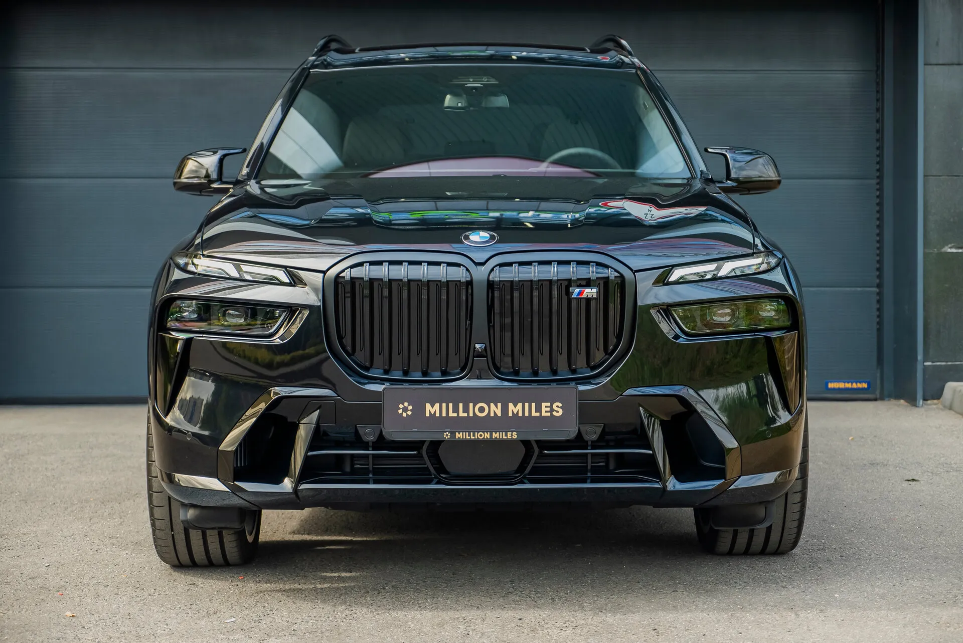 BMW X7 M60I — 2