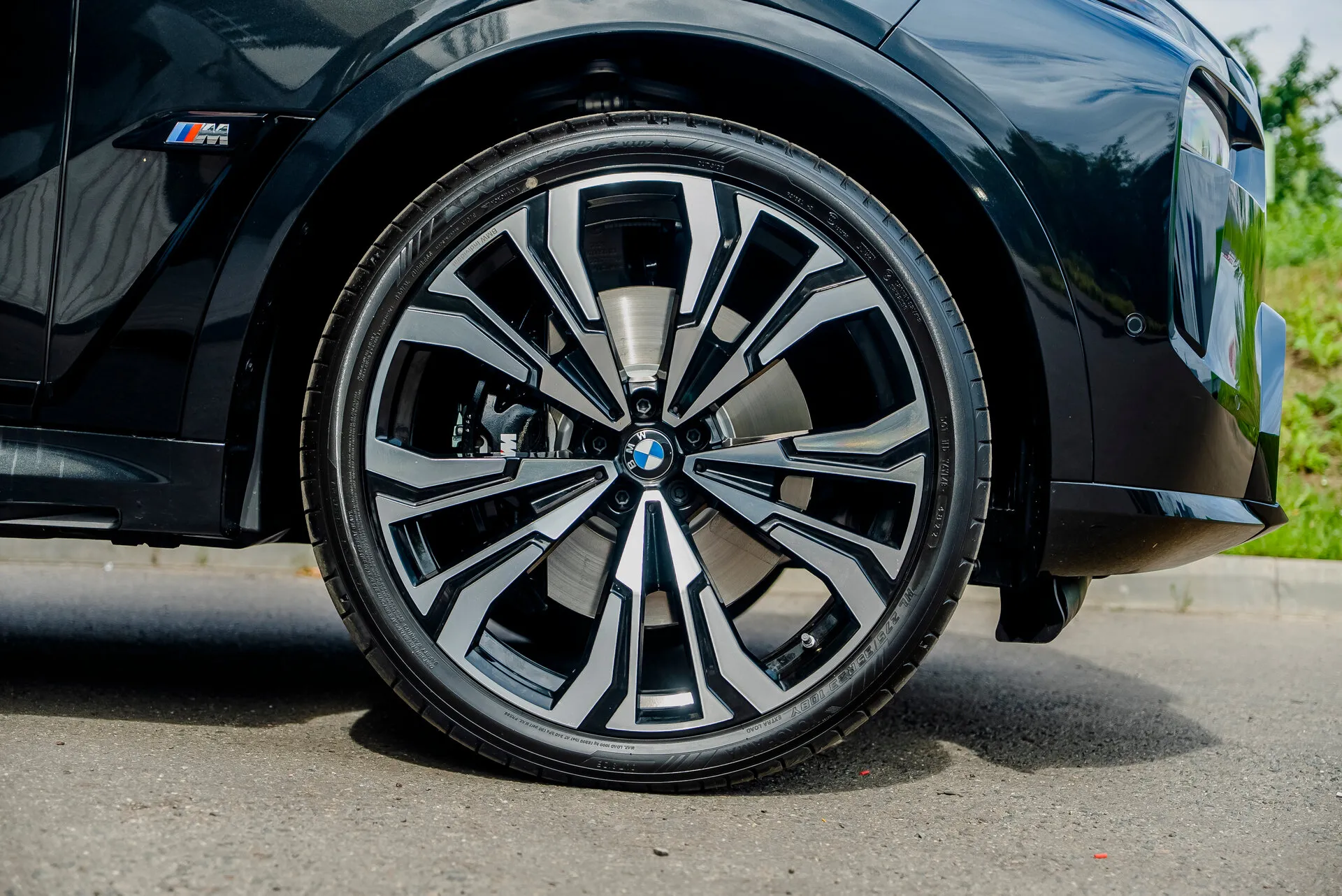 BMW X7 M60I — 8