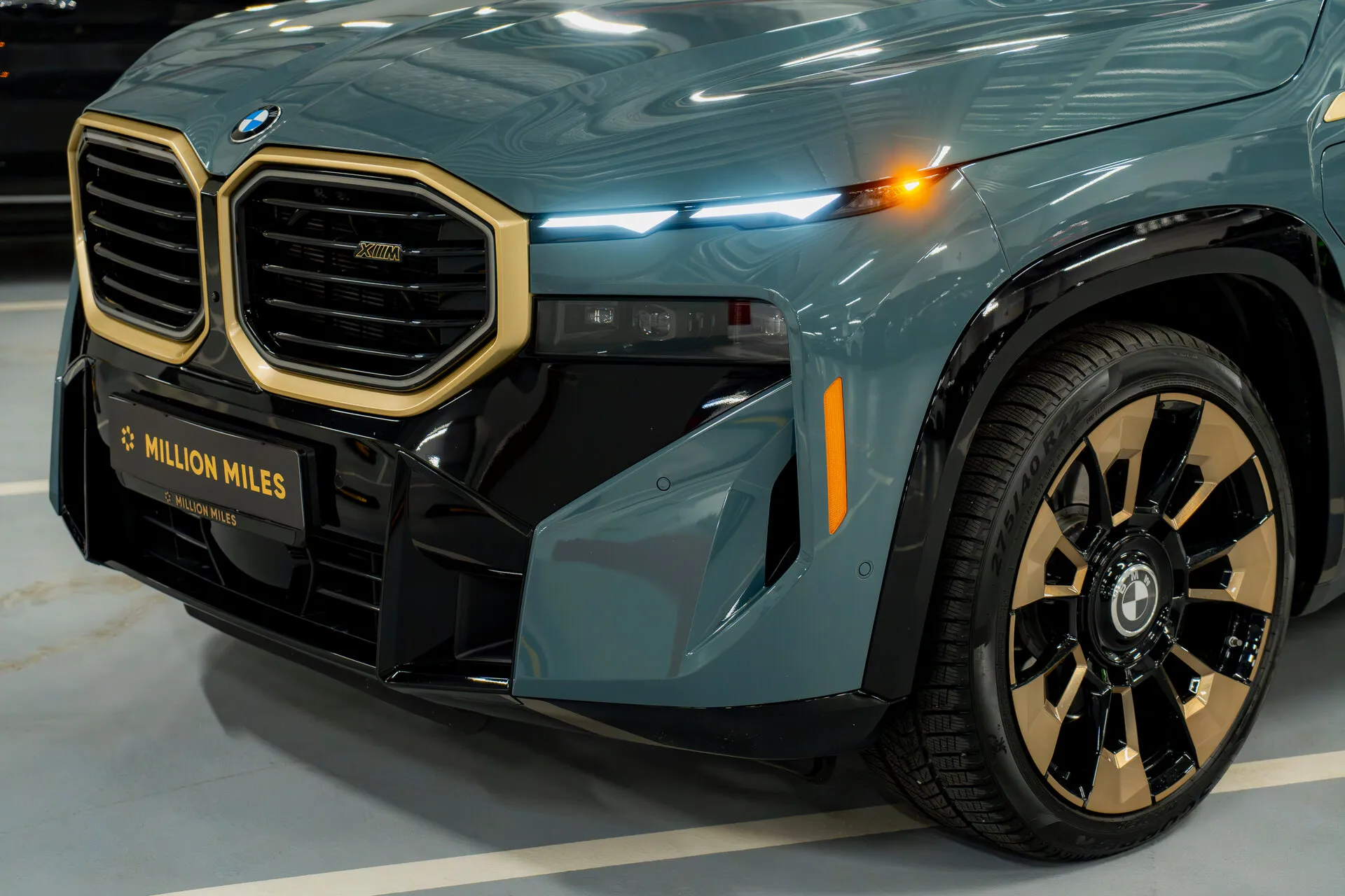 BMW Xm, I — 2