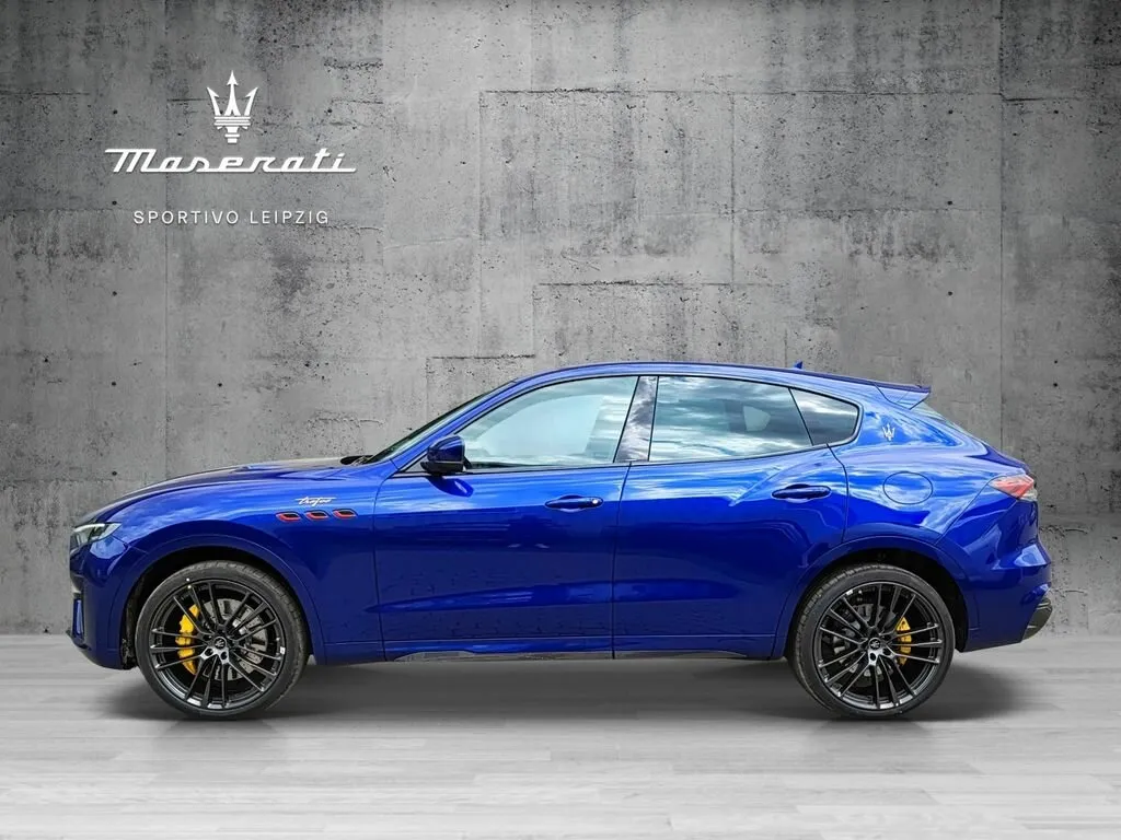 Maserati Levante — 3