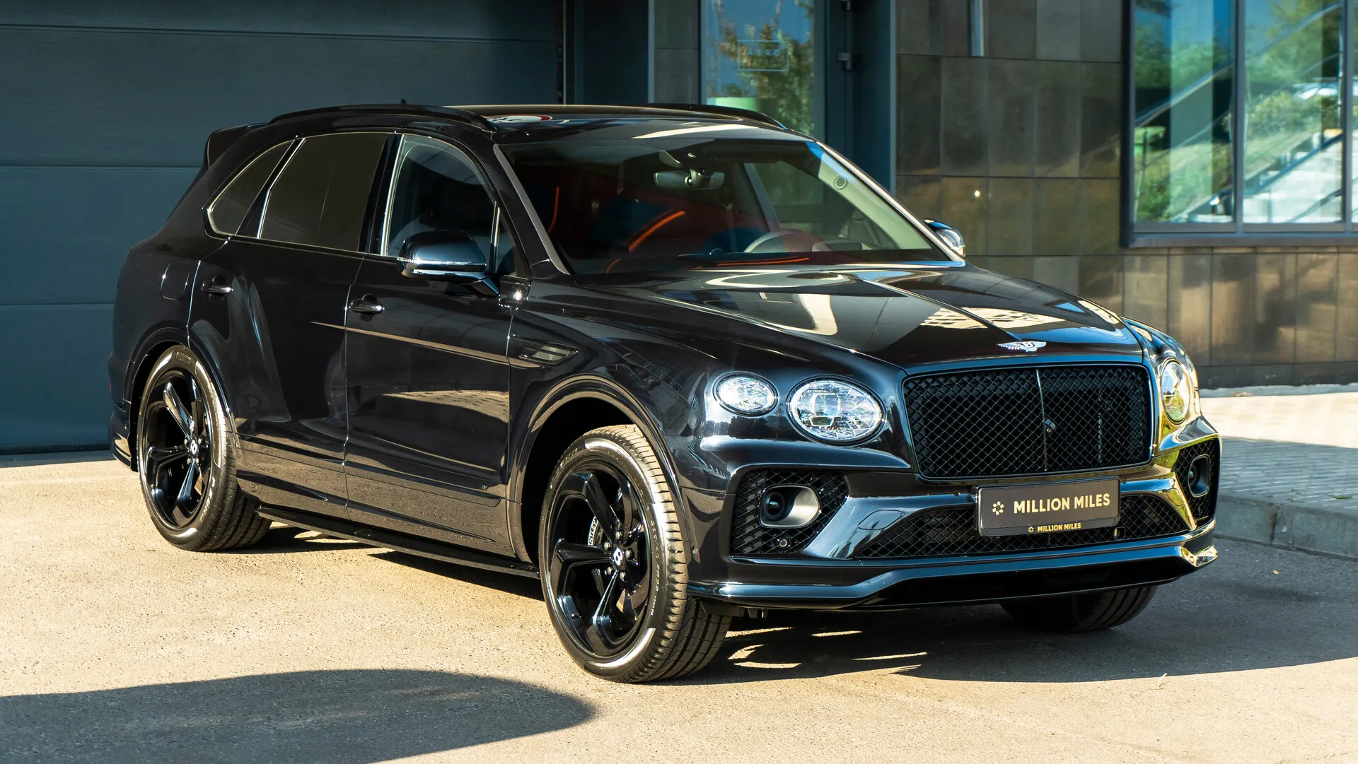 Bentley Bentayga - Просмотр 1