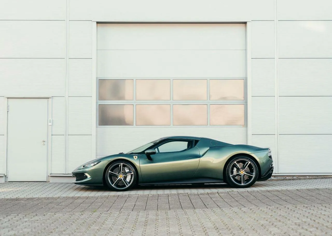 Ferrari 296 — 2