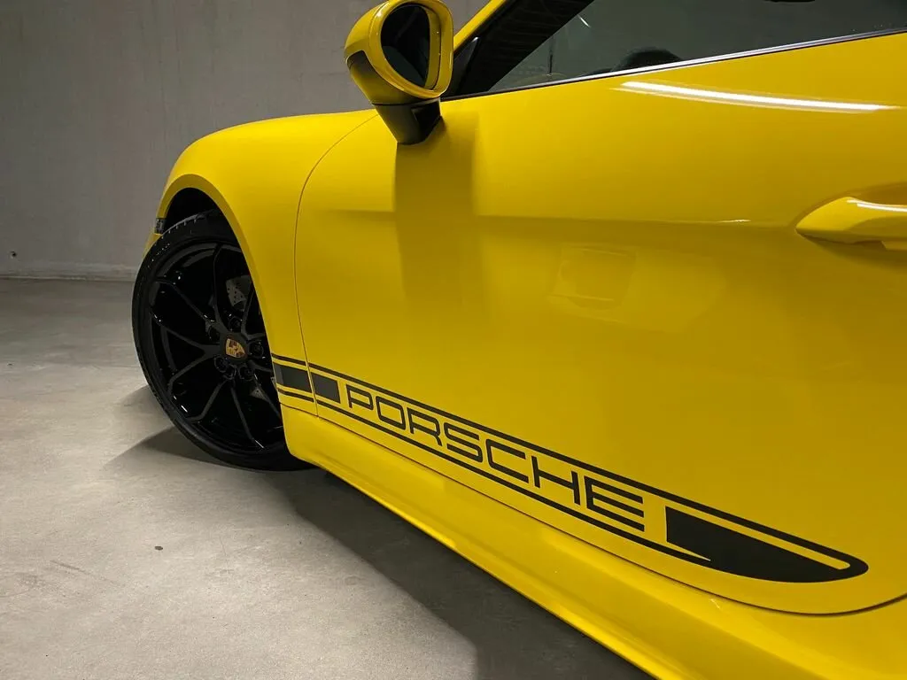Porsche Cayman 718, Iii 718 (982) — 6