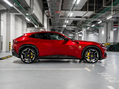 Ferrari Purosangue, I - 10