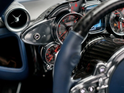 Pagani Huayra, I - 9