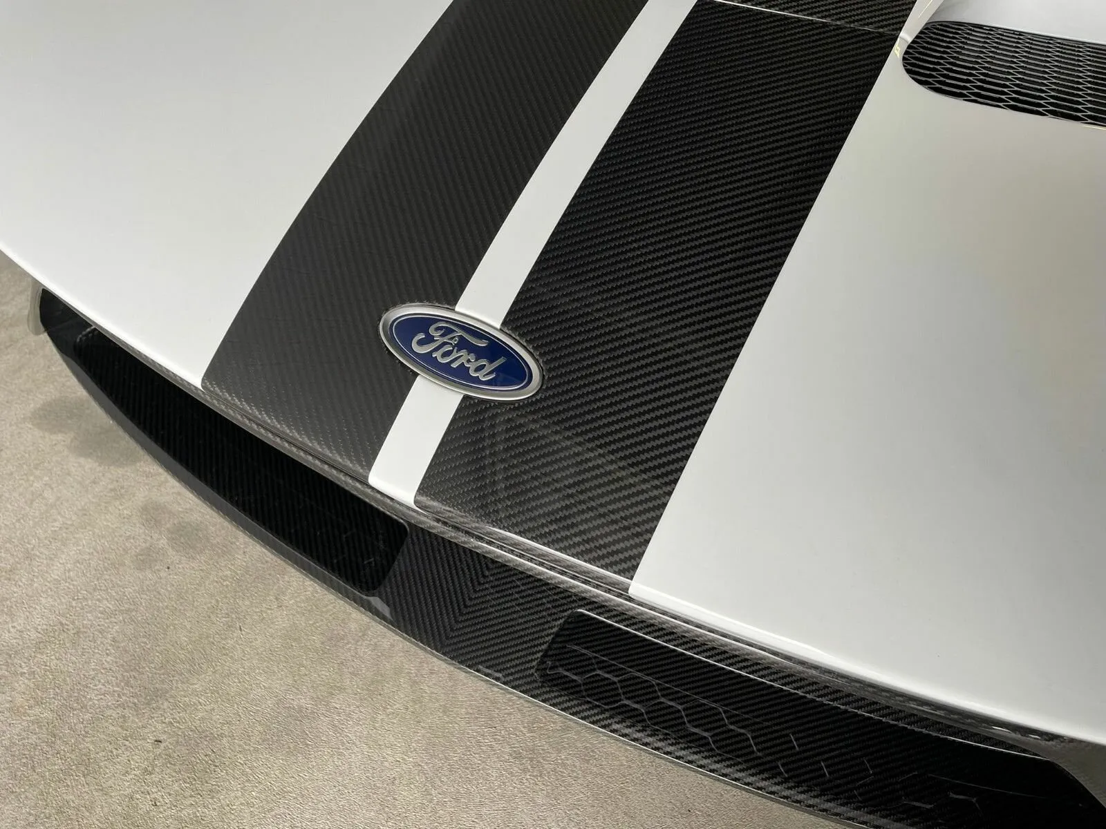 Ford GT — 6