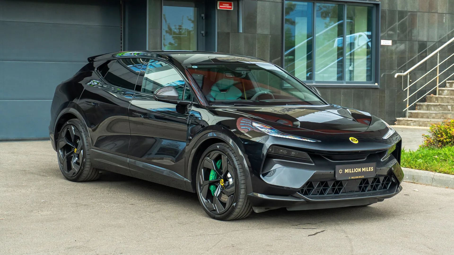 Lotus Eletre, I — 2