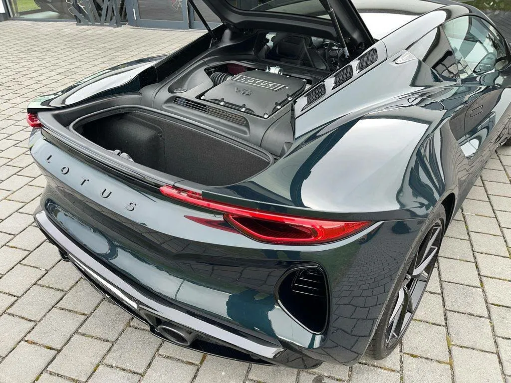 Lotus Emira, I — 3