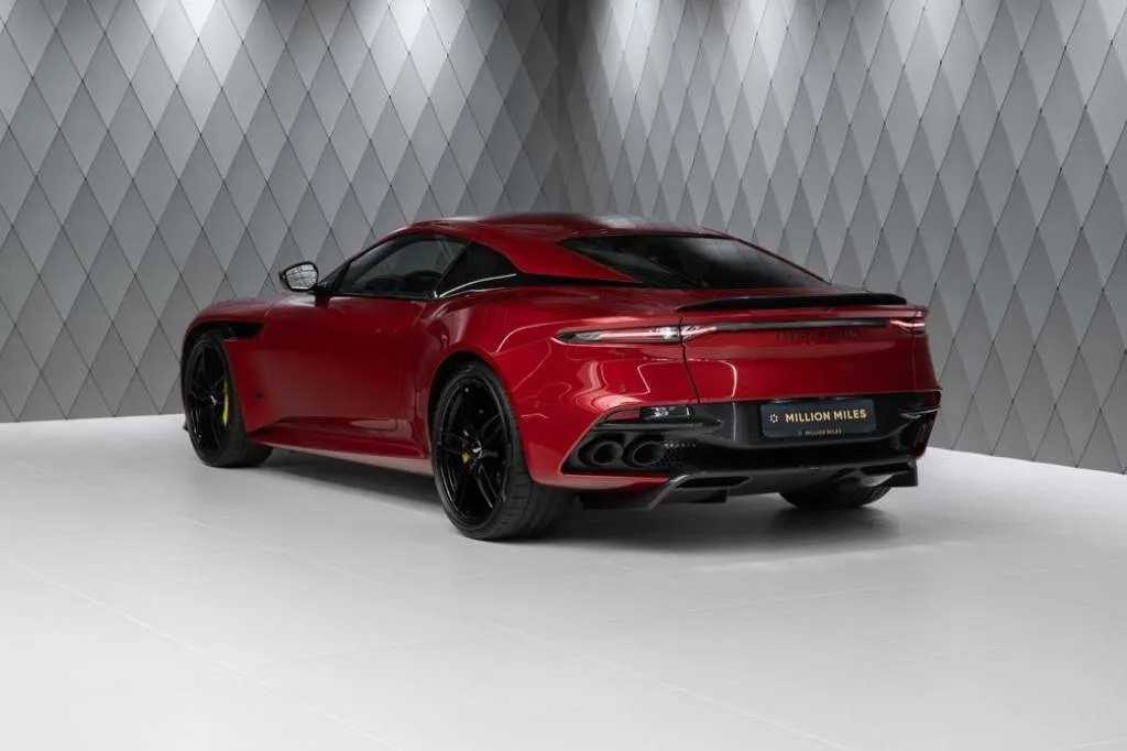 Aston Martin Dbs, Iii — 3