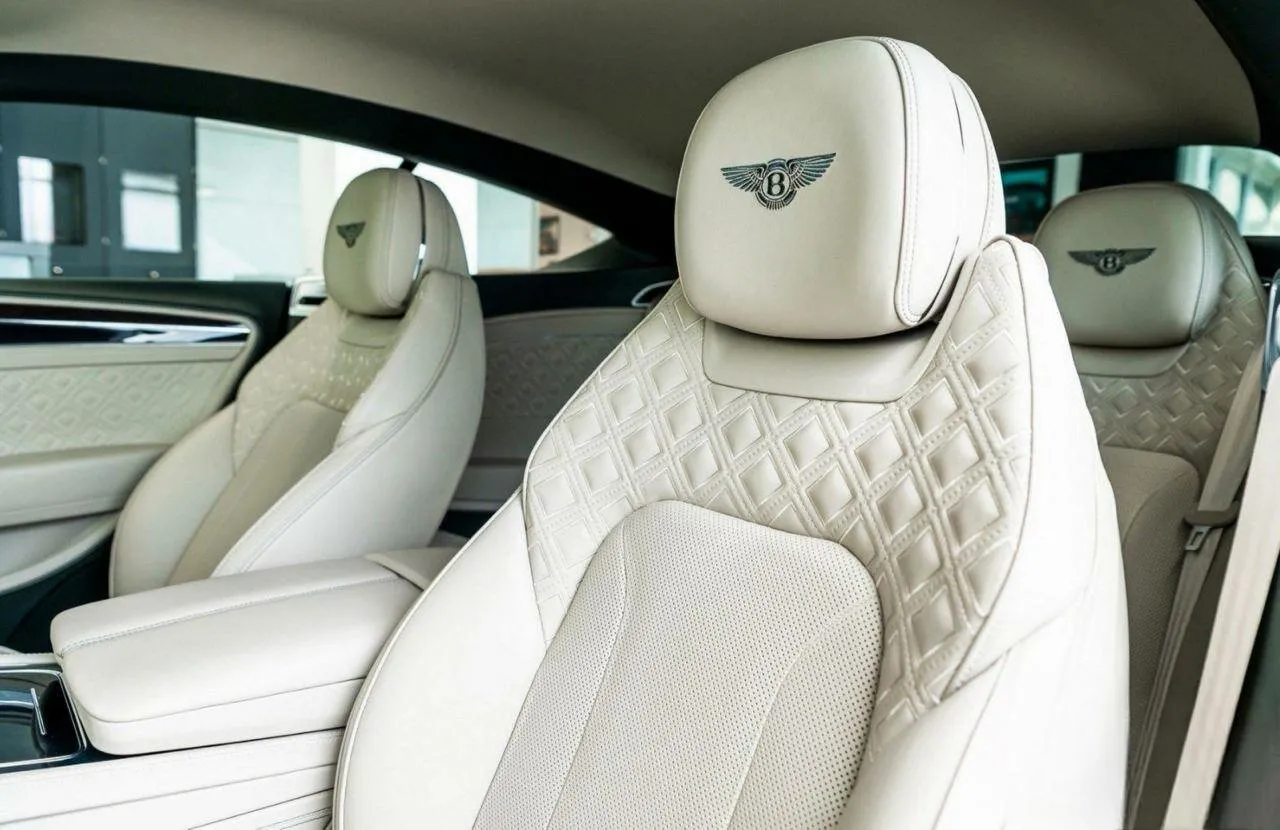 Bentley Continental GT — 7