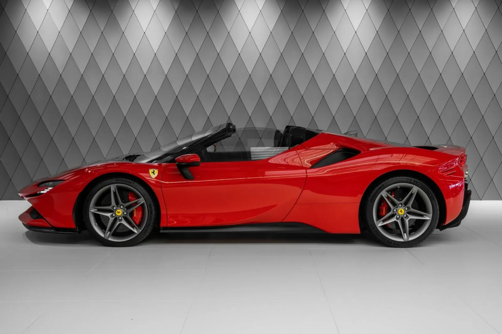 Ferrari SF90 Stradale Spider — 7
