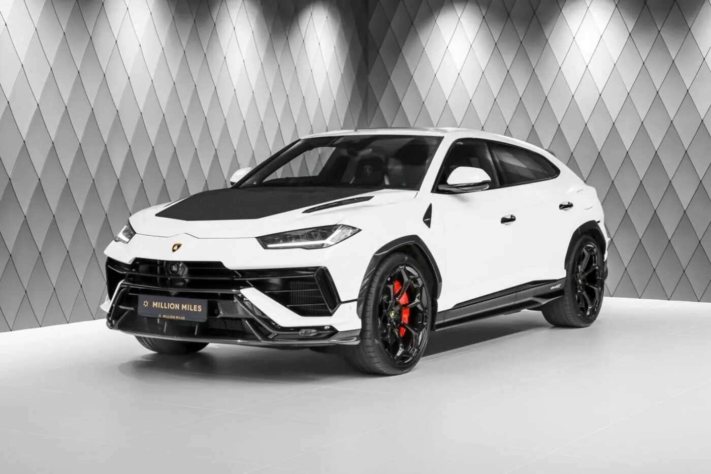 Lamborghini Urus - Просмотр 1