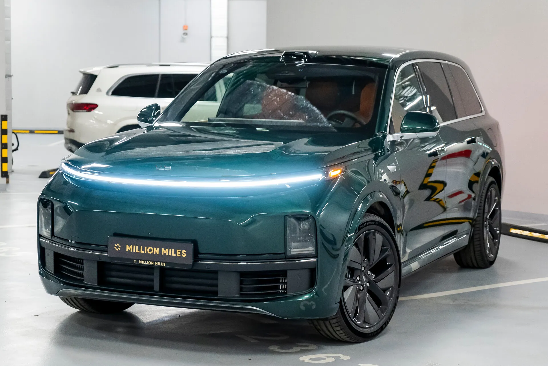 Li Auto (Lixiang) L9 - Просмотр 1