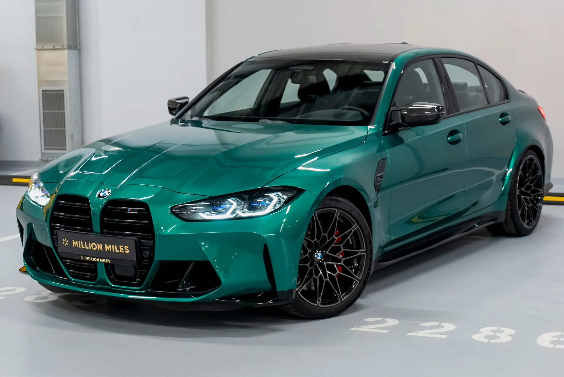 BMW M3 - Просмотр 1