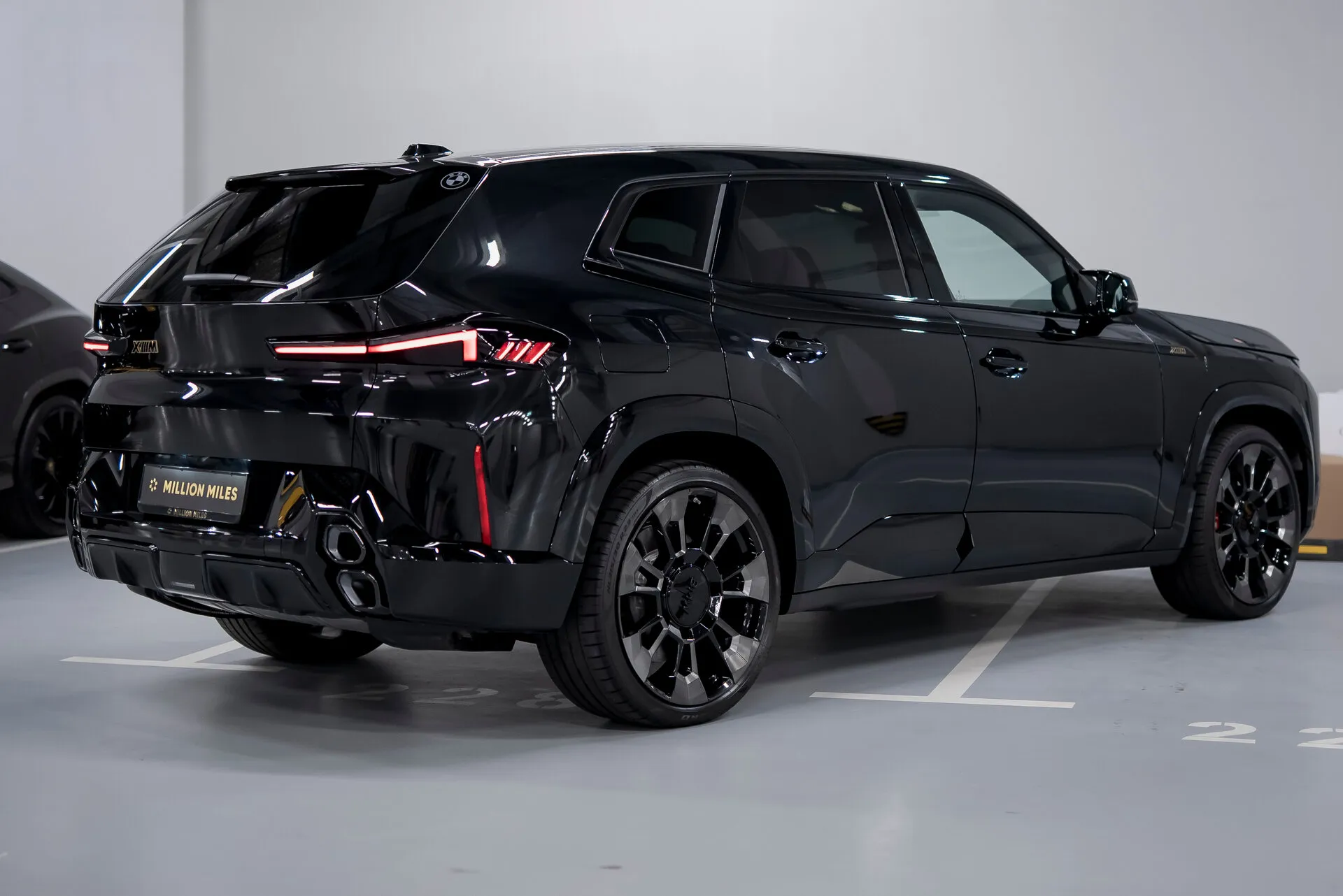 BMW Xm, I — 7