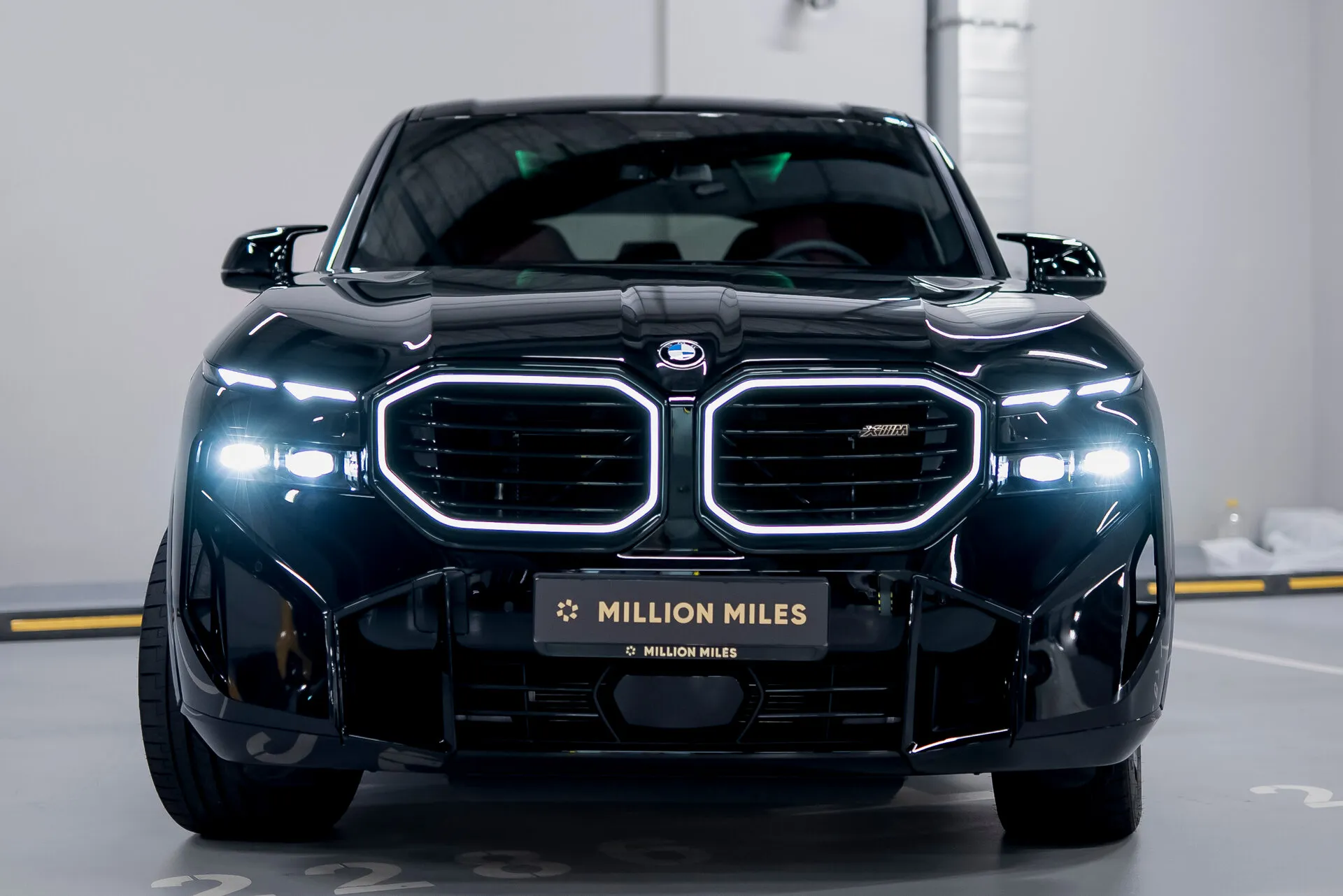 BMW Xm, I — 2