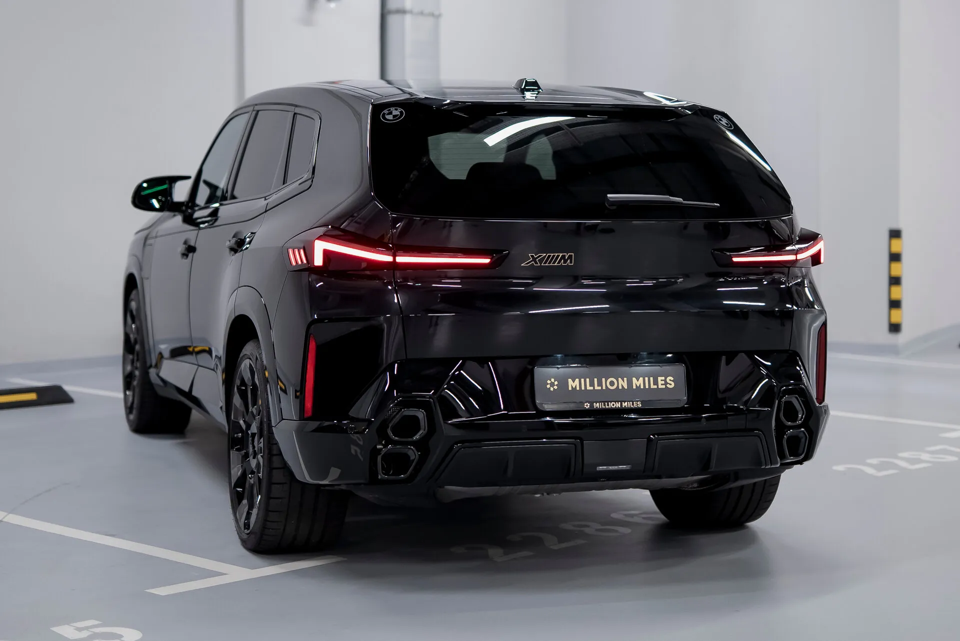 BMW Xm, I — 6