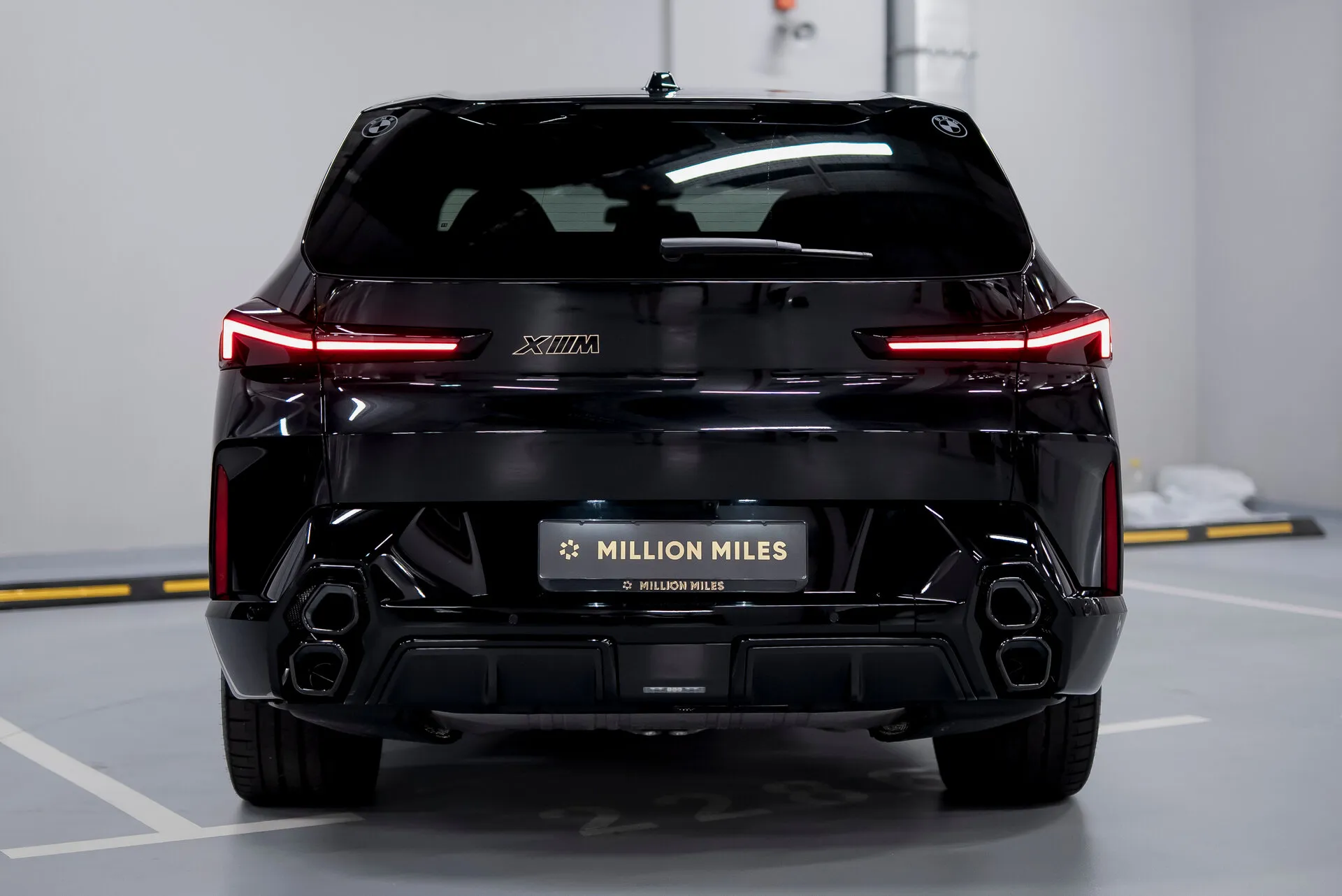 BMW Xm, I — 5