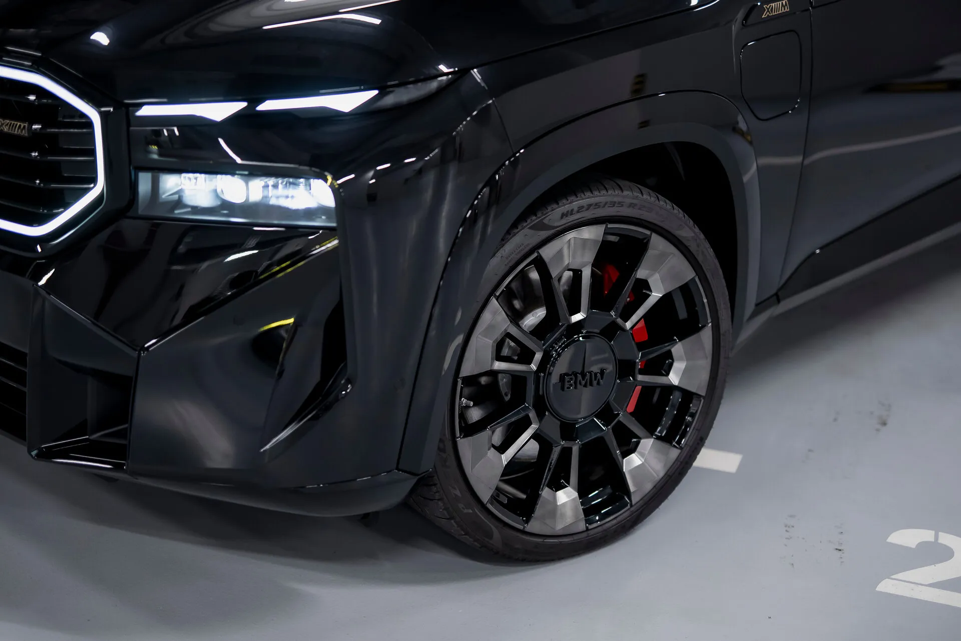 BMW Xm, I — 4
