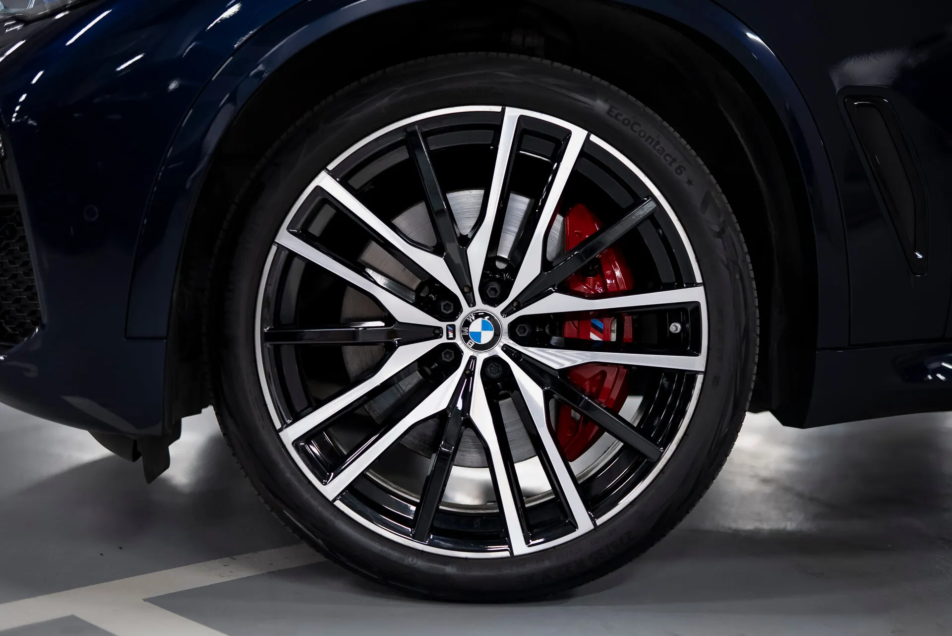 BMW X5 — 4