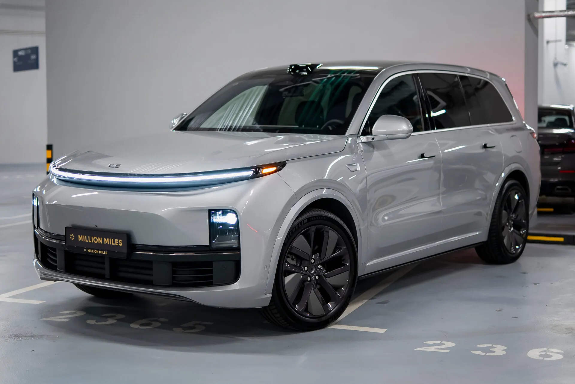 Li Auto (Lixiang) L9 - Просмотр 1
