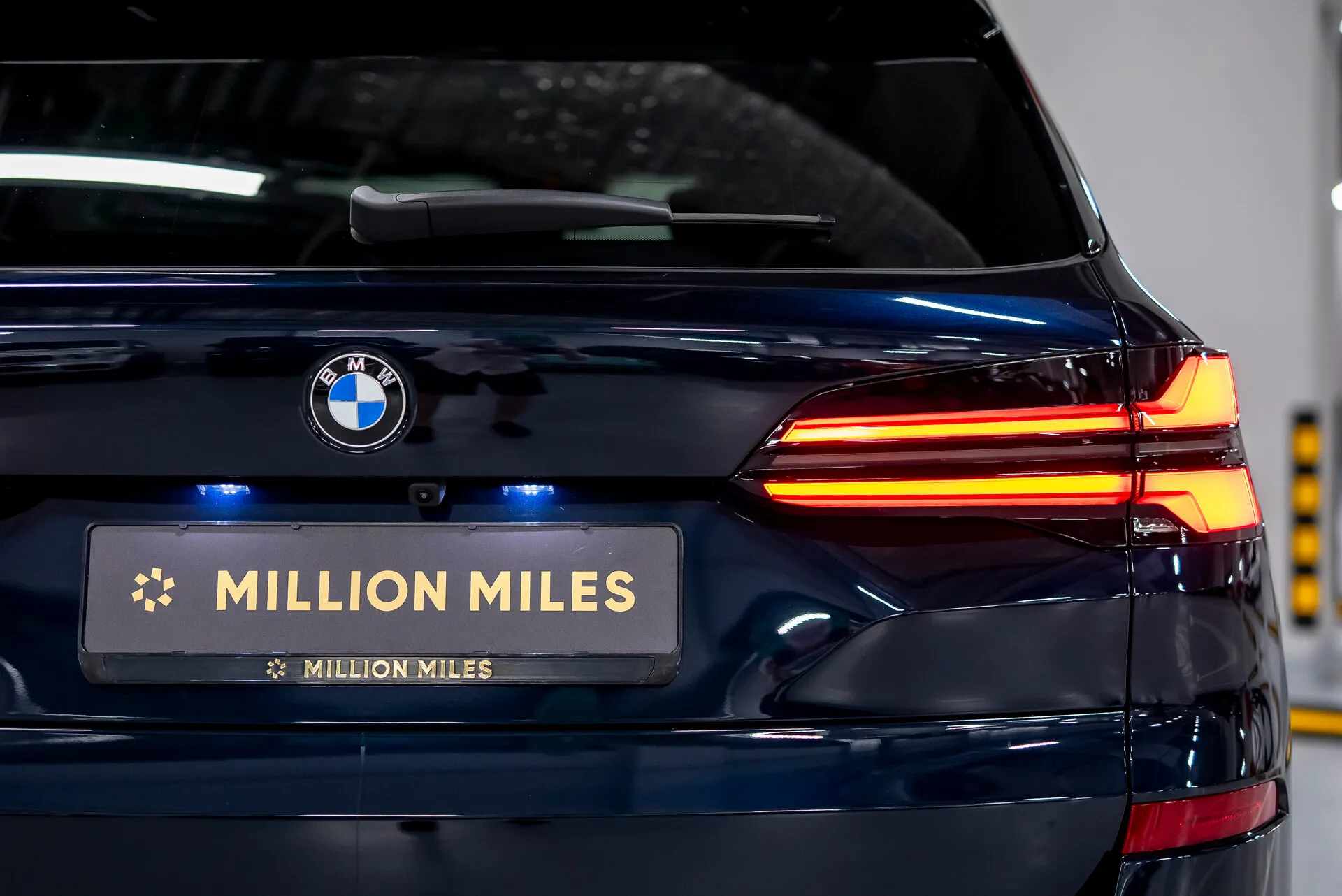 BMW X5 — 8