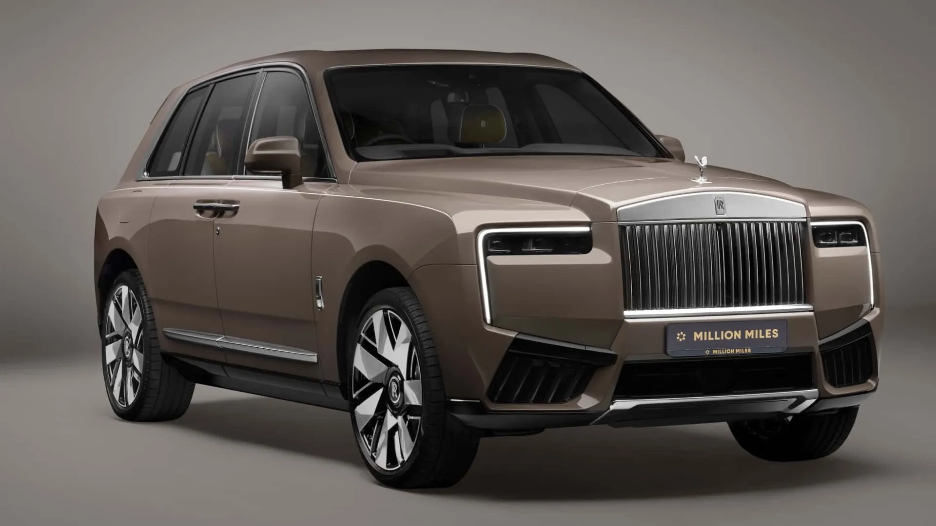 Rolls-Royce Cullinan - Просмотр 1