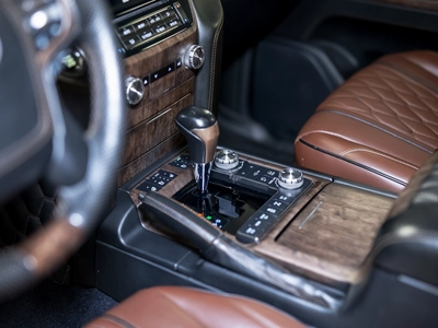 Toyota Land Cruiser, 200 Series Рестайлинг 2 - 10