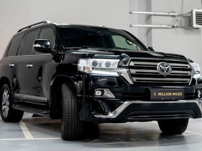Toyota Land Cruiser, 200 Series Рестайлинг 2 - 3