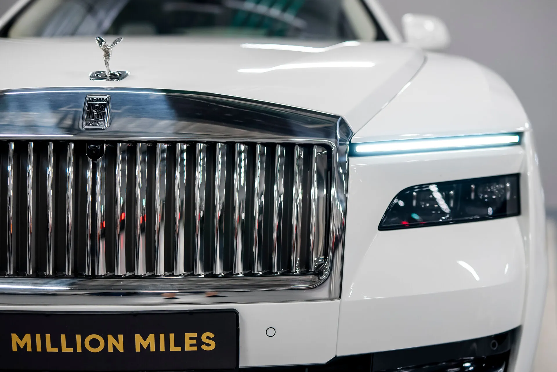 Rolls-Royce Spectre — 4