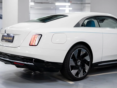 Rolls-Royce Spectre, I - 8