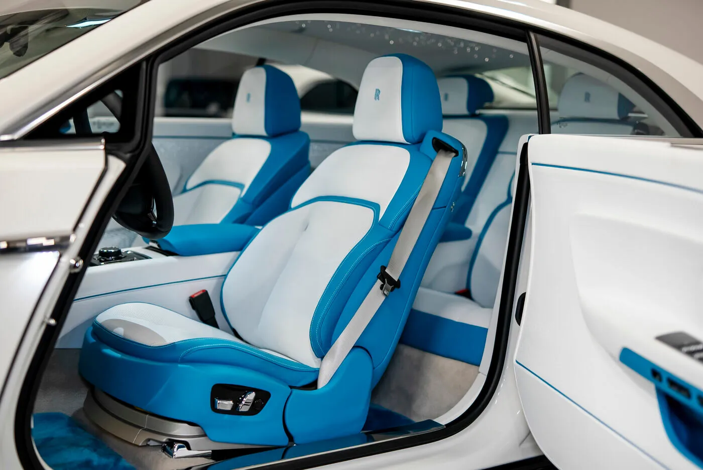 Rolls-Royce Spectre — 5