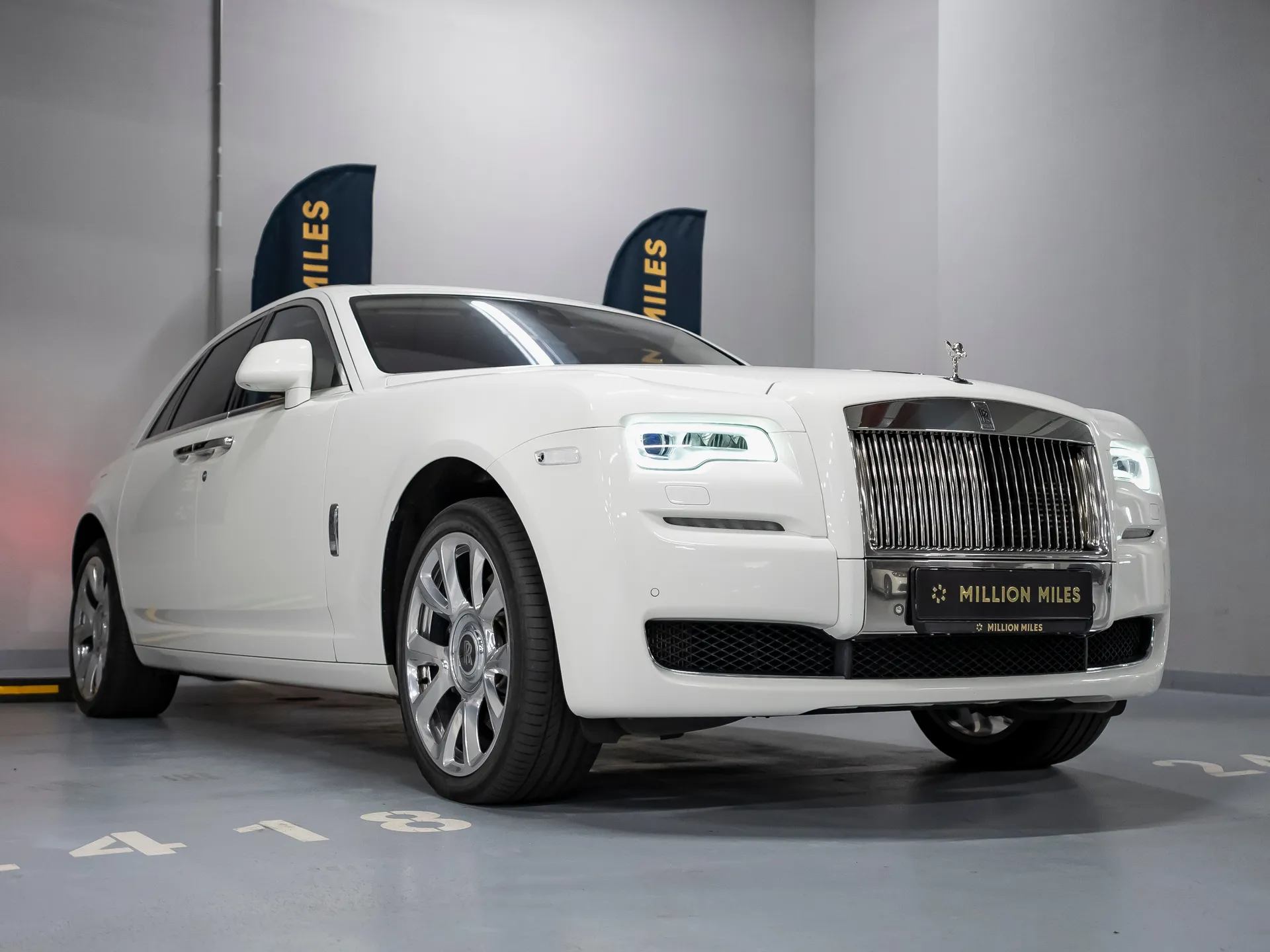 Rolls-Royce Ghost - Просмотр 1