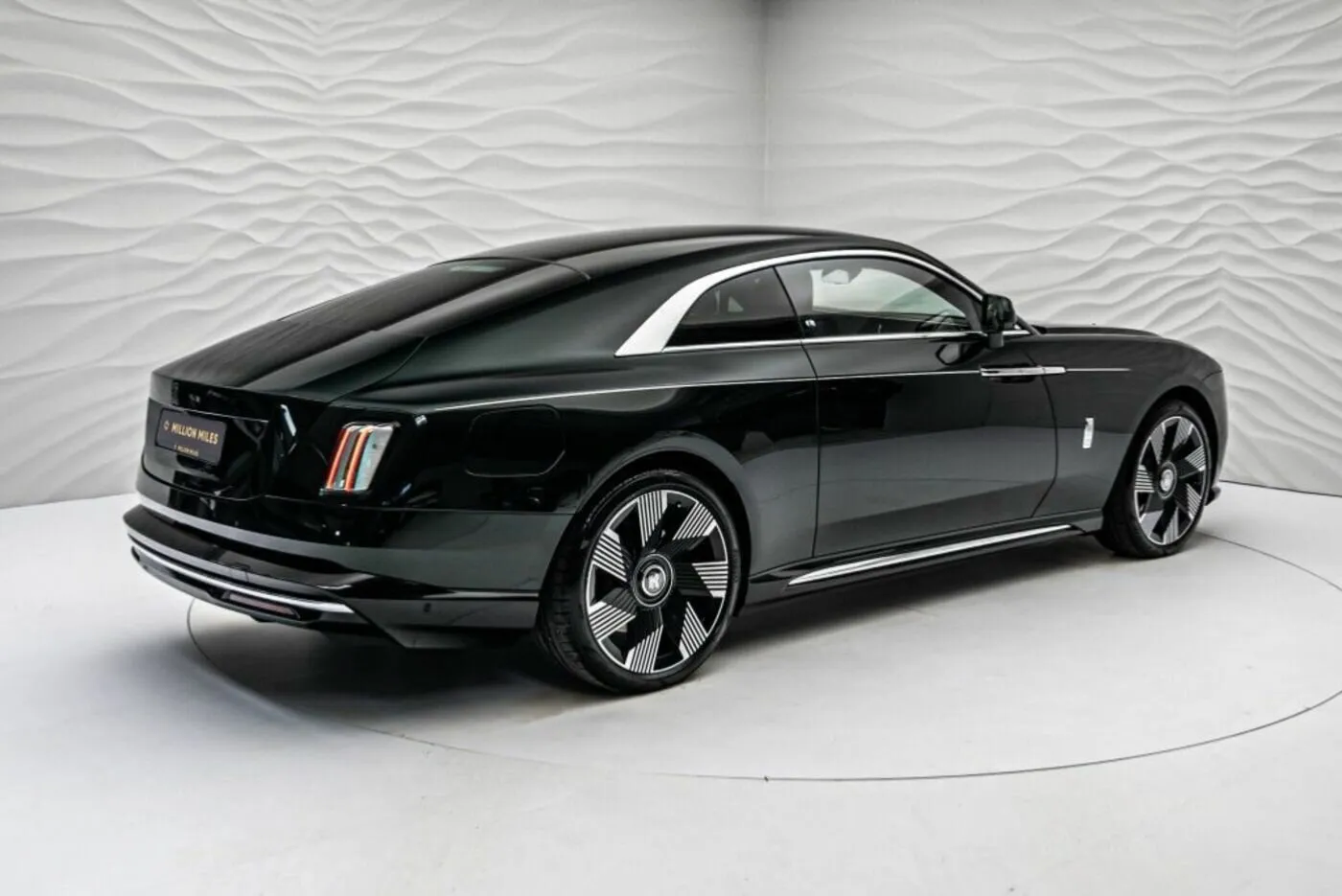 Rolls-Royce Spectre — 6
