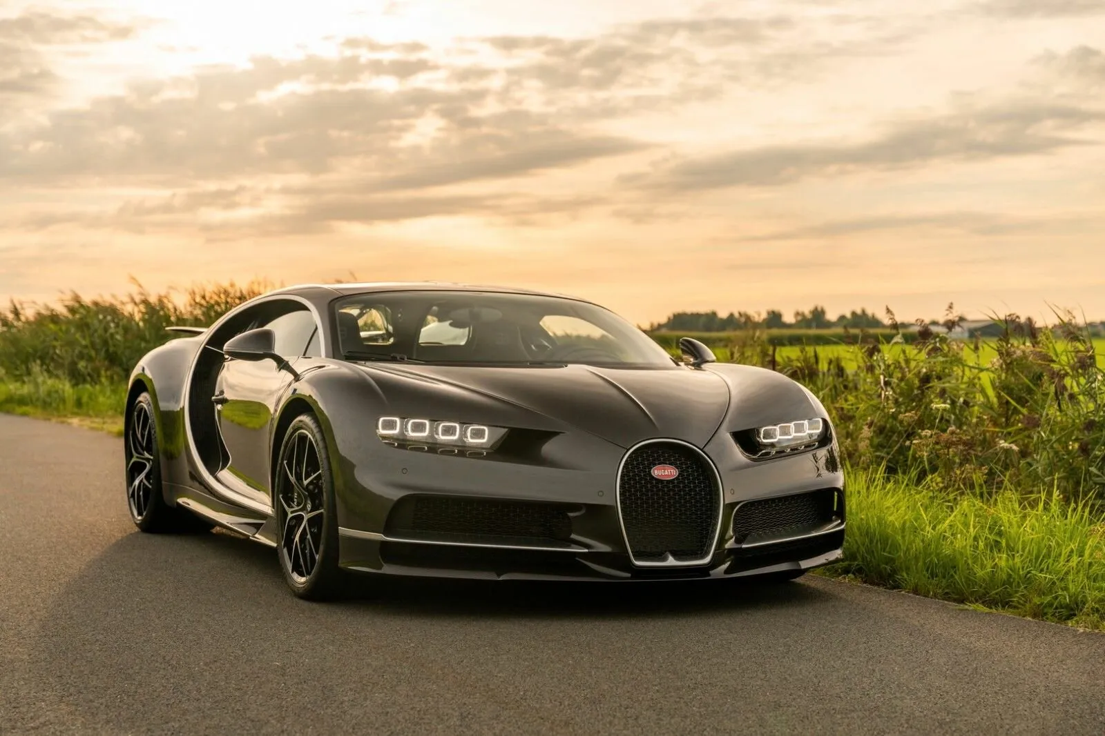 Bugatti Chiron - Просмотр 1